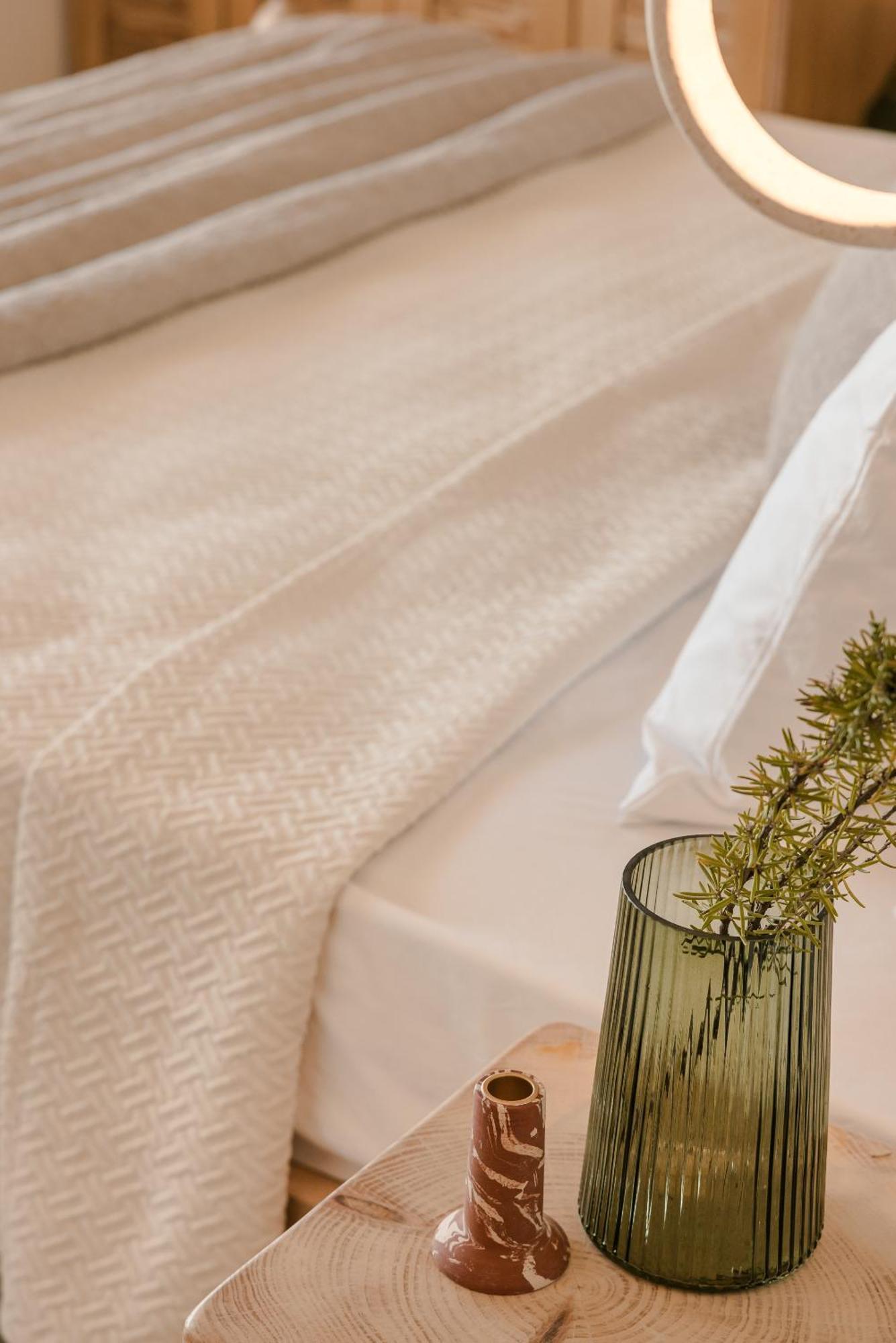 Hilaritas Luxury Suites Sea View, Private Pool & Jacuzzi Paradise Ratzaklíon Exterior foto